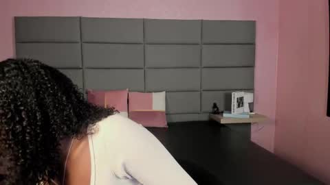 Snapshot of qeen_black2 chatting on November 30, 1:48 pm Keyla Queen Black online show from November 30, 1:48 pm