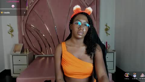 Snapshot of qeen_blackk chatting on October 17, 8:55 pm Shekoni  Schedule  700 - 1400 gtm-5 online show from October 17, 8:55 pm