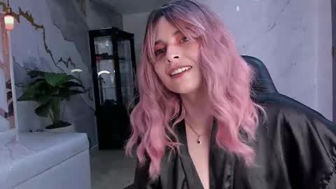 Qetsyah online show from January 15, 1:16 pm