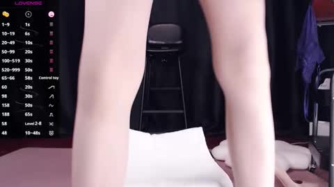 qianqian_ online show from February 2, 12:37 pm