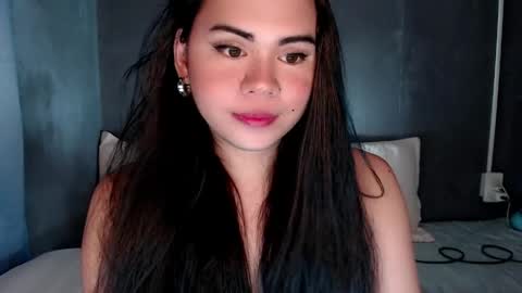 Snapshot of qt_luna18 chatting on June 6, 6:12 pm qt_luna18 online show from June 6, 6:12 pm