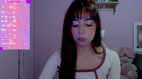 Snapshot of quee_tiana chatting on October 15, 5:18 am your princess online show from October 15, 5:18 am