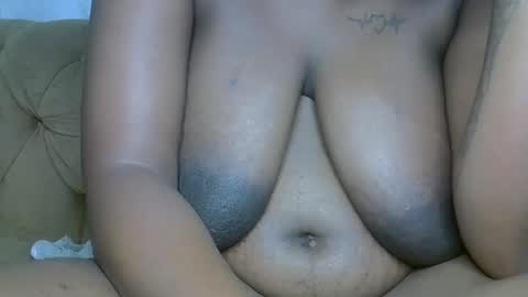 queeen online show from February 6, 5:27 pm