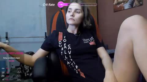 Snapshot of queen4565 chatting on February 13, 5:54 pm Lola online show from February 13, 5:54 pm