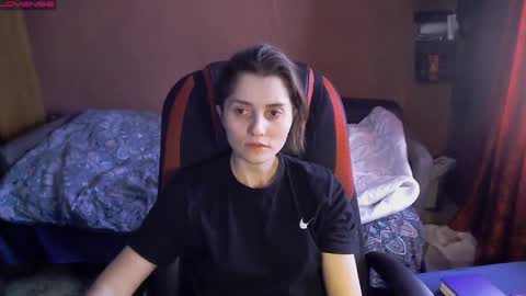 Snapshot of queen4565 chatting on February 25, 10:26 am Lola online show from February 25, 10:26 am
