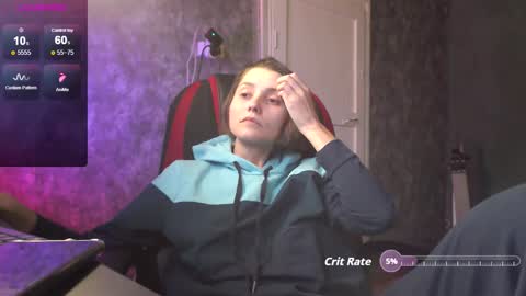 Snapshot of queen4565 chatting on September 23, 5:32 am Lola online show from September 23, 5:32 am