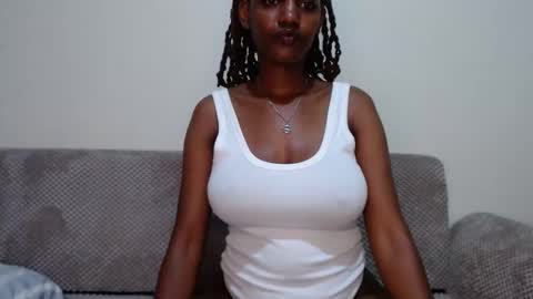queen74890 online show from September 12, 1:55 pm