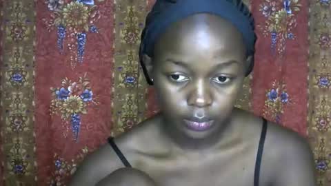 Snapshot of queen_banice chatting on September 16, 8:21 pm queen_banice online show from September 16, 8:21 pm
