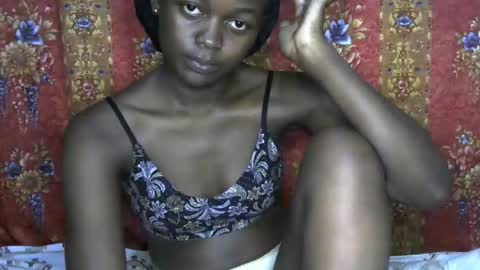 Snapshot of queen_banice chatting on September 17, 9:49 pm queen_banice online show from September 17, 9:49 pm