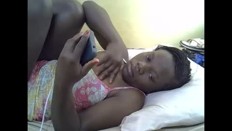 Snapshot of queen_darling3 chatting on February 12, 7:03 am Gentrix online show from February 12, 7:03 am