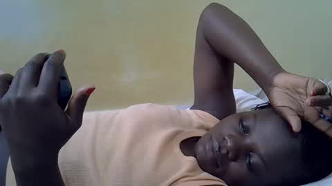 Snapshot of queen_darling3 chatting on February 19, 8:43 am Gentrix online show from February 19, 8:43 am