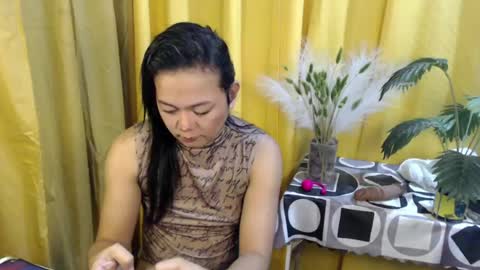 queen_ennah online show from July 9, 8:46 pm