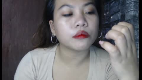 Snapshot of queen_fucker23 chatting on December 1, 6:07 am Angel online show from December 1, 6:07 am