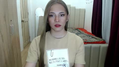 shawny online show from June 7, 2:27 am