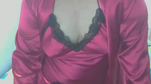 Snapshot of queen_jane8 chatting on March 6, 8:55 am queen_jane8 online show from March 6, 8:55 am