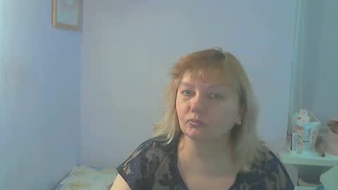 Snapshot of queen_jane8 chatting on March 23, 5:28 pm queen_jane8 online show from March 23, 5:28 pm