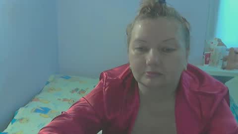 Snapshot of queen_jane8 chatting on March 25, 9:48 am queen_jane8 online show from March 25, 9:48 am