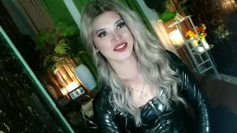 Kendal  online here from 6am-3pm philippine time online show from January 13, 10:26 pm