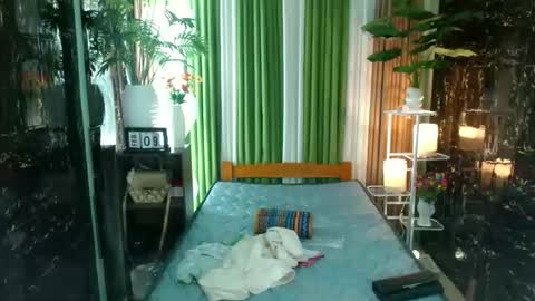 Kendal  online here from 6am-3pm philippine time online show from February 8, 5:27 pm