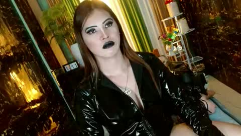 Kendal  online here from 6am-3pm philippine time online show from June 11, 2:59 pm