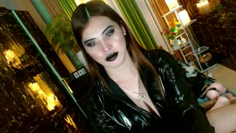 Kendal  online here from 6am-3pm philippine time online show from June 13, 1:42 pm