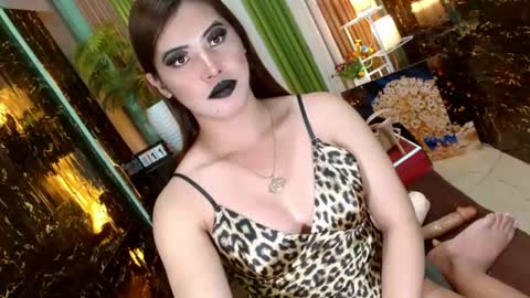 Kendal  online here from 6am-3pm philippine time online show from July 11, 12:52 pm