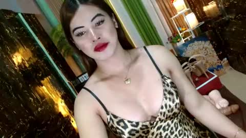 Kendal  online here from 6am-3pm philippine time online show from July 14, 10:54 am