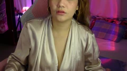 Snapshot of queen_kur chatting on July 25, 5:54 pm QueenHennessy online show from July 25, 5:54 pm