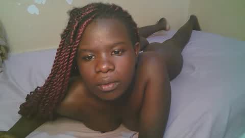 Snapshot of queen_latasha chatting on March 20, 9:36 am queen_latasha online show from March 20, 9:36 am