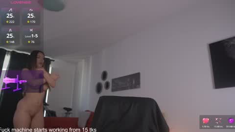 queen_leylla online show from March 24, 6:40 am