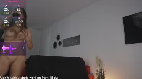 queen_leylla online show from July 7, 6:05 am