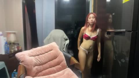 Snapshot of queen_liexx chatting on June 27, 2:16 am Your wife material lie online show from June 27, 2:16 am
