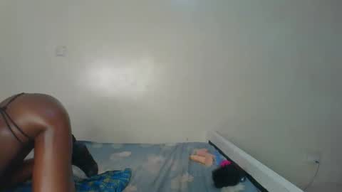 queen_mira online show from September 14, 10:42 pm