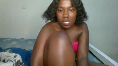 queen_mira online show from September 15, 10:48 am