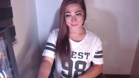 Snapshot of queen_of_all_queens chatting on January 27, 10:27 am samantha online show from January 27, 10:27 am