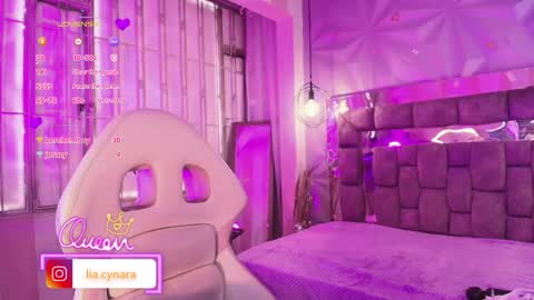   online show from May 11, 4:04 pm