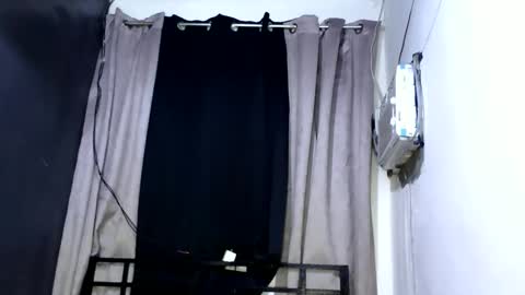 Snapshot of queen_samantha_1 chatting on May 15, 2:29 am SAM online show from May 15, 2:29 am