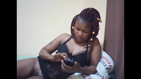 Snapshot of queen_winter chatting on March 22, 3:04 pm Winter online show from March 22, 3:04 pm