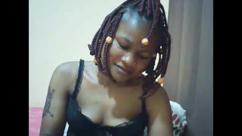 Snapshot of queen_winter chatting on March 25, 7:36 am Winter online show from March 25, 7:36 am