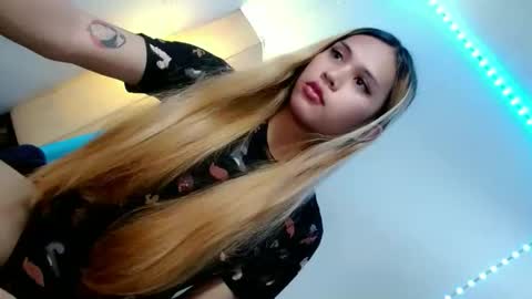 CALL ME YOUR QUEEN AIVY1 online show from September 26, 10:47 pm