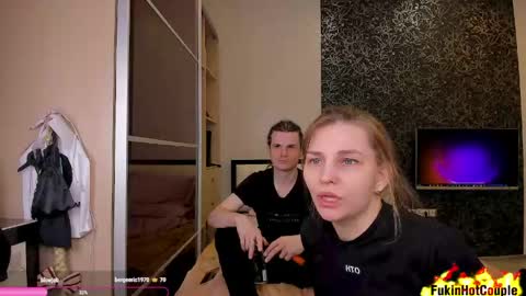 Kim online show from May 27, 3:31 pm