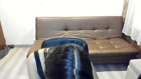 queenbyte_18 online show from May 17, 5:05 am