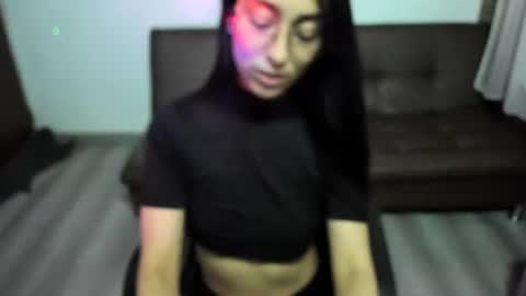 queenbyte_18 online show from June 16, 3:31 am