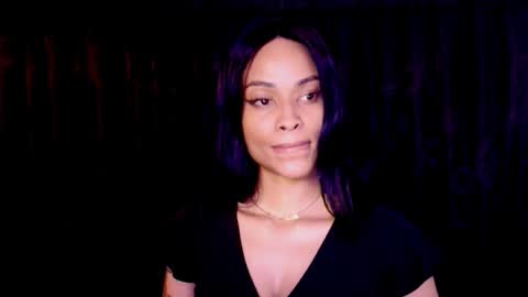 Snapshot of queendom_ing chatting on January 11, 1:54 am Sweet Goddess online show from January 11, 1:54 am