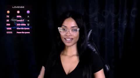 Snapshot of queendom_ing chatting on June 6, 5:28 pm Sweet Goddess online show from June 6, 5:28 pm