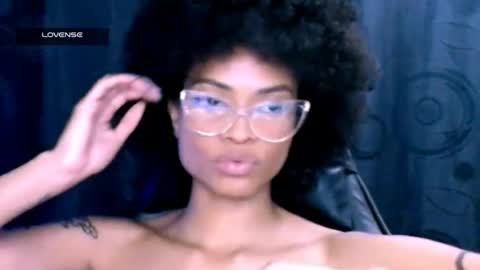 Snapshot of queendom_ing chatting on July 14, 7:08 pm Sweet Goddess online show from July 14, 7:08 pm