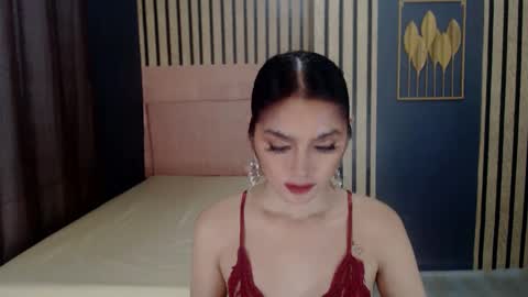 Snapshot of queenemeraldts chatting on January 10, 5:05 am queenemeraldts online show from January 10, 5:05 am