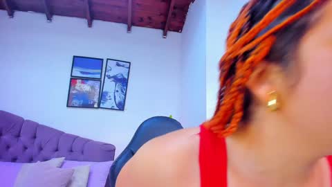 Queen online show from December 29, 4:19 pm