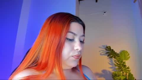 Snapshot of queengrett chatting on April 9, 7:08 pm Queen online show from April 9, 7:08 pm