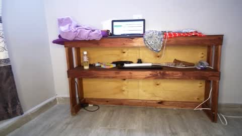 Nina online show from September 30, 2:33 pm